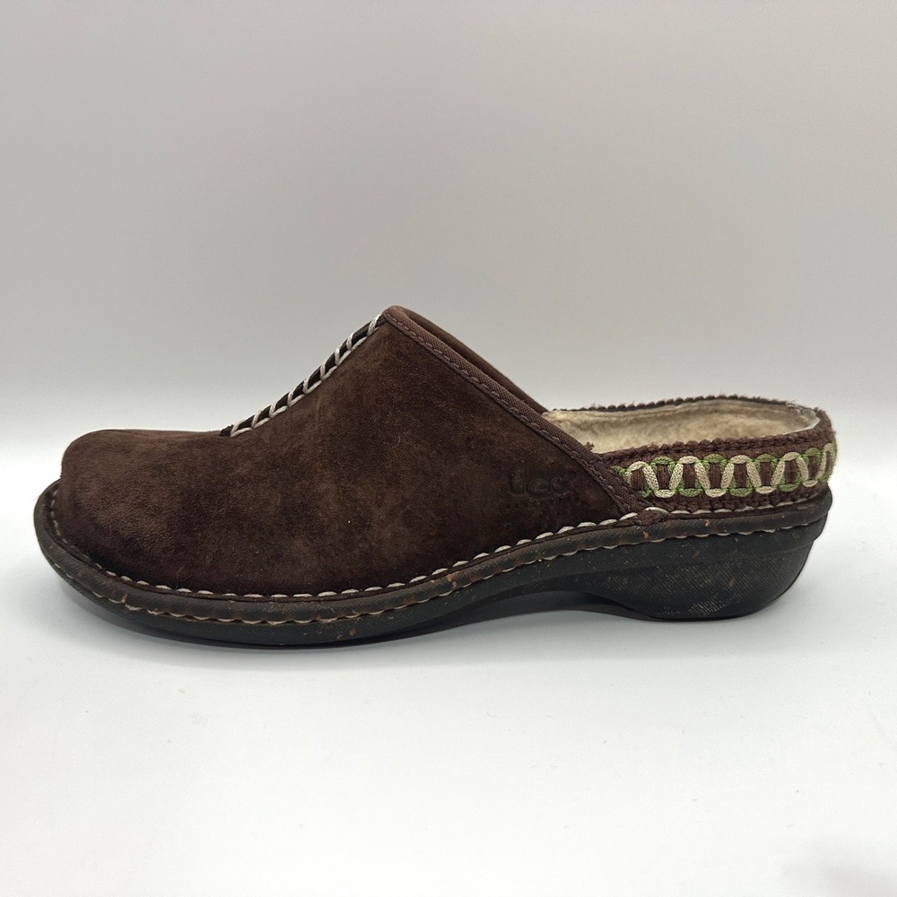 UGG Kohala 5177 Clogs Women Sz 7 Brown Suede Shearling Mule Slip On
Clog Shoes